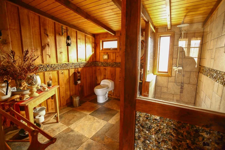 d8yeaeyhxqredudbg8tg